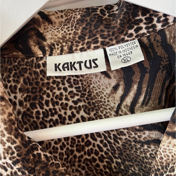 Vintage KAKTUS Animal Print Button Down 🤎🖤 - Picture 3 of 9